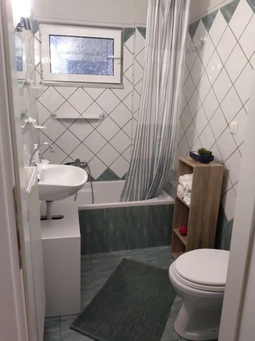 Apartament Χαίρε, Ξεΐνε, Παρ' Αμμι Φιλησεαι Tríkala Zewnętrze zdjęcie